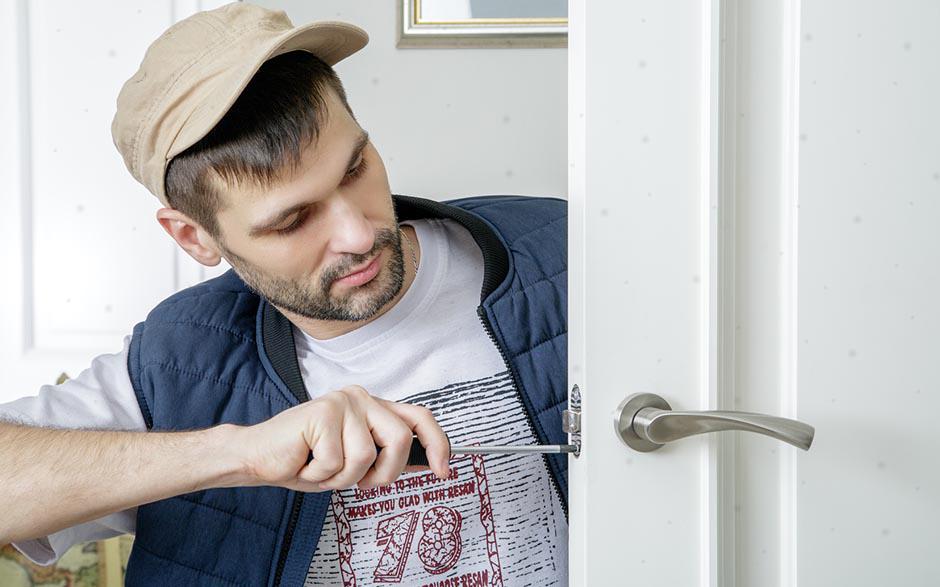 trouver un serrurier honnete Paris 14